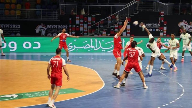 تونس وانجولا