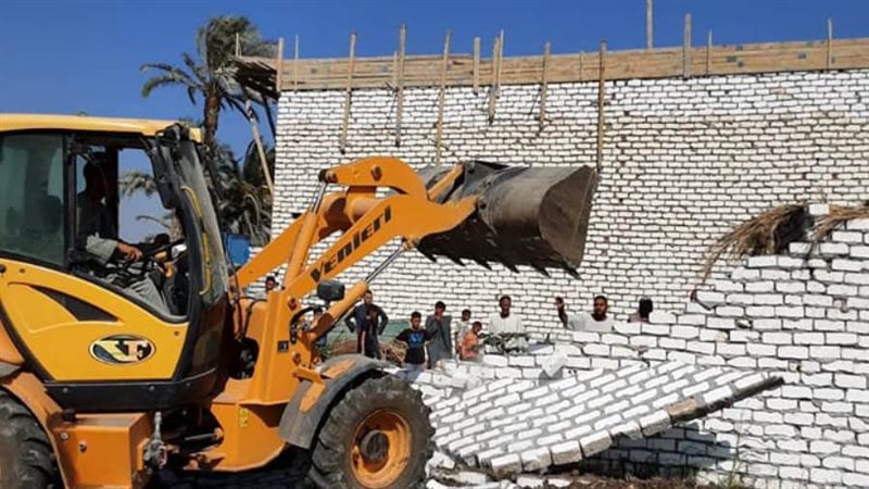 ازالة التعديات ببنى