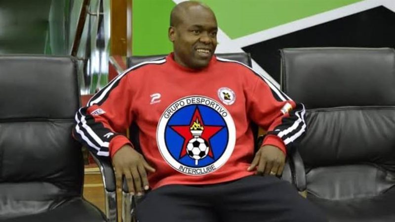 جوزيه أديلينو مدرب