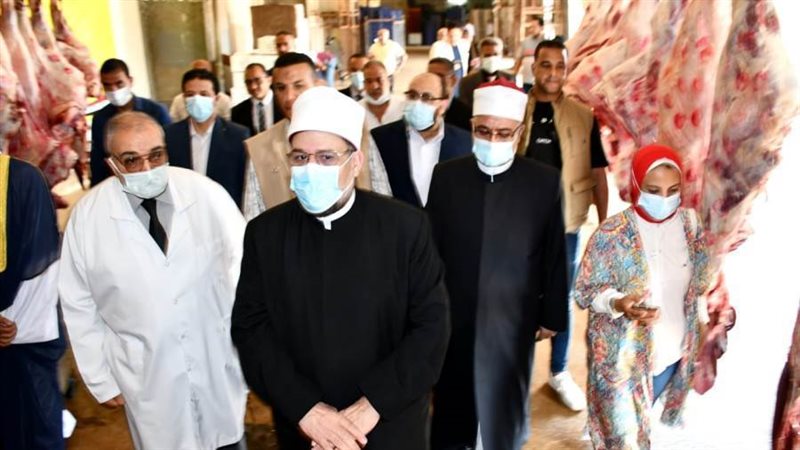 وزير الأوقاف يتفقد