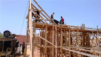 محافظ سوهاج: البدء في إنشاء 5 بيوت أنوال جديدة بقرية النسيج بحي الكوثر