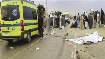 مصرع شخص وإصابة 15 آخرين في حادث سير بطريق 