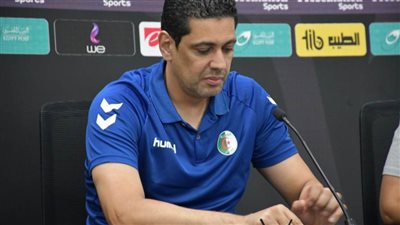 مدرب يد الجزائر: 