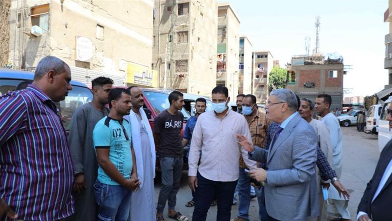 مواقف السيارات