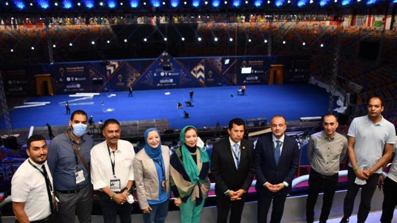 وزير الشباب والرياضة