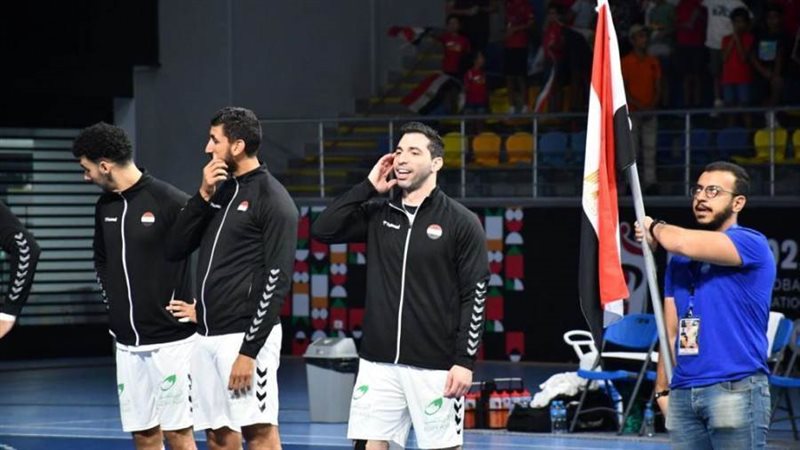 أحمد الأحمر