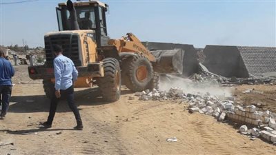 إزالة تعديات على 47 فدانًا وتسليمها للشركة القابضة للصناعات المعدنية  ببني سويف