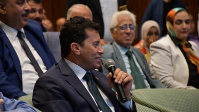 وزير الشباب والرياضة يشهد مراسم قرعة دوري مراكز الشباب حياة كريمة