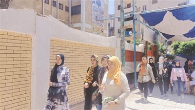 غياب 310 طلاب عن امتحان 