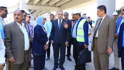 محافظ سوهاج يتفقد أعمال تطوير نفق 