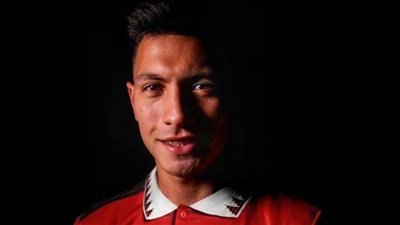 مانشستر يونايتد يعلن تعاقده مع ليساندرو مارتينيز