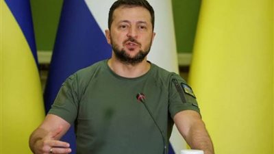 رئيس أوكرانيا يقيل رئيس الاستخبارات ويعزل المدعية العامة من منصبها