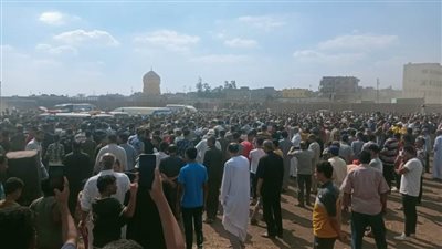 أهالي ديرب الخضر يودعون ضحايا 