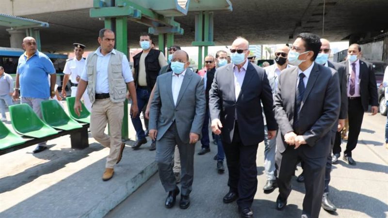 الوزير والمحافظ فى