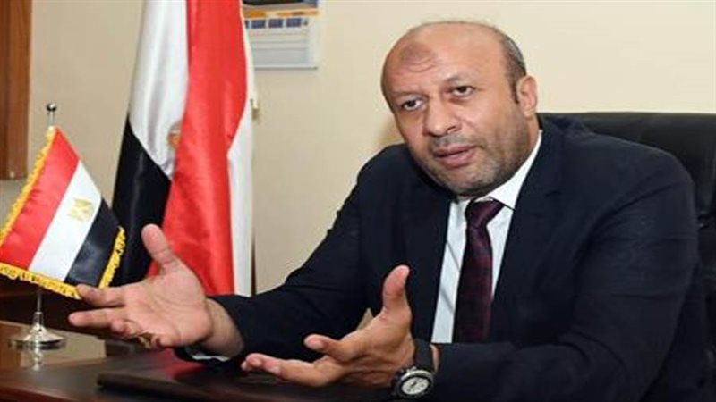 الدكتور أحمد حسني