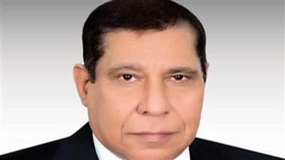 رئيس الدستورية العليا يهنئ رئيس مجلس الدولة بمنصبه الجديد