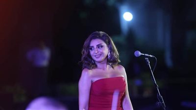 أنغام تطلق أولى حفلات مهرجان الأوبرا الصيفي