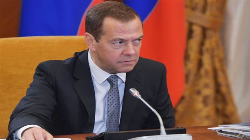 دميتري مدفيديف