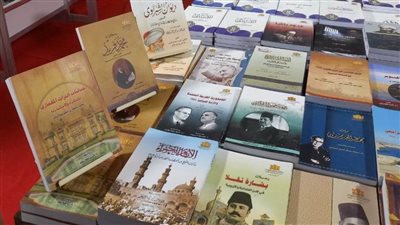 دار الكتب والوثائق تشارك في معرض النادي الأهلي الأول للكتاب