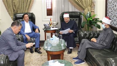 مفتي الجمهورية يستقبل سفير كازاخستان بالقاهرة لبحث سبل التعاون
