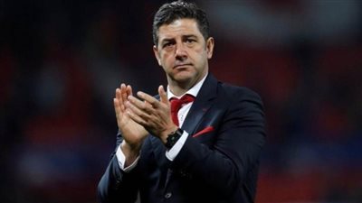 المدير الفني الجديد للفراعنة يحضر نهائي كأس مصر