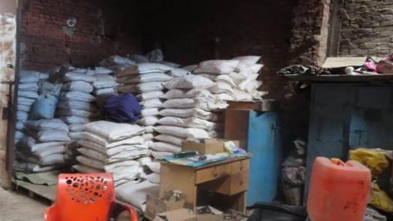 ضبط 5 مصانع عشوائية