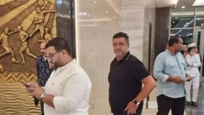 البرتغالي روي فيتوريا يغادر القاهرة بعد حضور نهائي كأس مصر