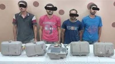 ضبط 4 أشخاص لاتهامهم بسرقة صناديق إشارات السكك الحديدية بالغربية