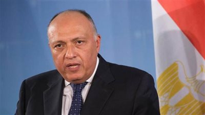 وزير الخارجية يتلقى اتصالا هاتفيا من رئيس المنتدى الاقتصادي العالمي