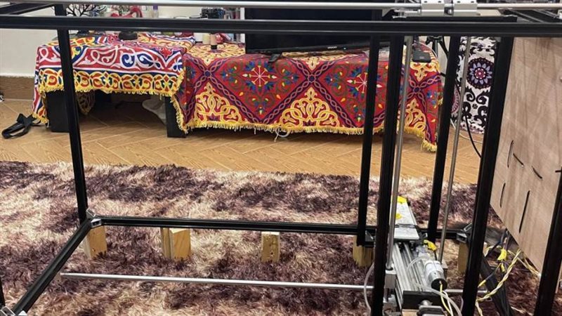 الروبوت الذى يقوم