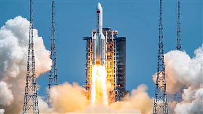 وكالة الفضاء الصينية: مركبة تحمل مختبرًا للعلوم ترسو بنجاح في المحطة الفضائية 