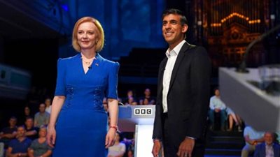 توقف المناظرة التليفزيونية بين المرشحين لرئاسة حزب المحافظين بعد إغماء المحاورة