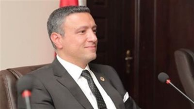 قيادي بالشعب الجمهوري: السيسي نصير الغلابة وبرامج الحماية الاجتماعية تعكس 