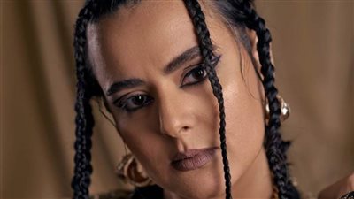 المطربة دينا الوديدي على مسرح النافورة بدار الأوبرا.. الأحد