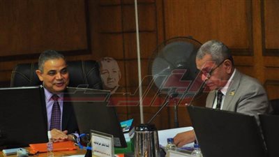 رئيس جامعة كفر الشيخ يترأس لجنة اختيار عميد كلية التربية