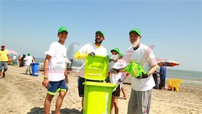 محافظ كفر الشيخ يطلق حملة لتنظيف شواطئ مصيف بلطيم
