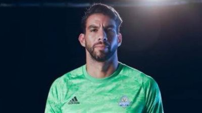 مفاجأة.. بيراميدز يقرر عدم التجديد لإكرامي وأحمد فتحي