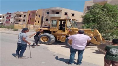 وزير الإسكان يُصدر قرارات إدارية لإزالة مخالفات البناء والتعديات بالساحل الشمالي الغربي