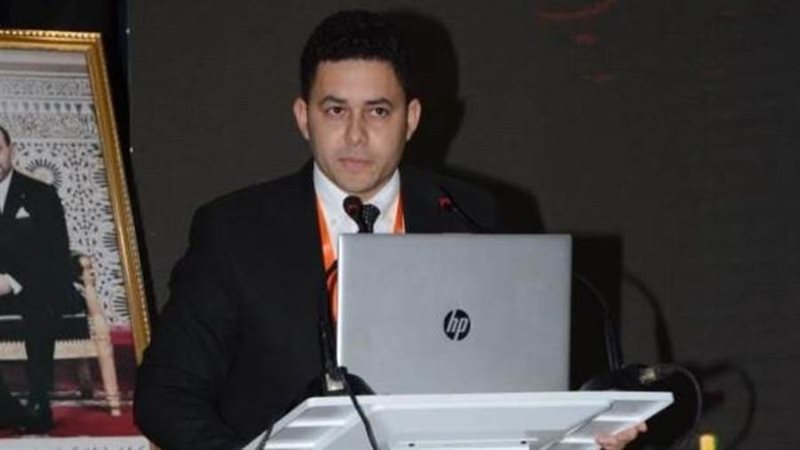 الكاتب أحمد حسن العطار