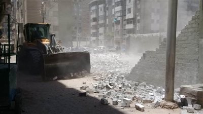 محافظ أسيوط حملات مستمرة لإزالة التعديات في مهدها وحملات مكبرة بحي شرق ومراكز أسيوط