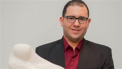 النحات عماد عزت يشارك في منحة التفرغ للمرة الثانية بوزارة الثقافة