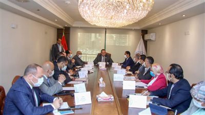 الرعاية الصحية: اجتماعات ومبادرات لتوفير أفضل خدمات للمنتفعين بـ4 محافظات