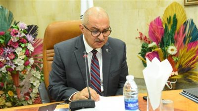 الجمال يشكر أفراد مجتمع جامعة أسيوط