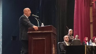 ضمن مبادرة حياة كريمة.. محافظ الإسكندرية يشهد احتفالية تخريج الدفعات الأولى من مبادرة «مهنتك مستقبلك»