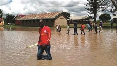 حصيلة الفيضانات الأخيرة في شرق أوغندا ترتفع إلى 22 قتيلًا