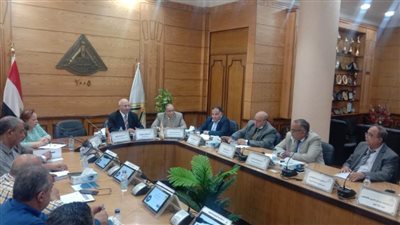 رئيس جامعة بنها: نقدم خدمات ونؤكد على توفير بيئة عمل آمنة للعاملين والمستفدين