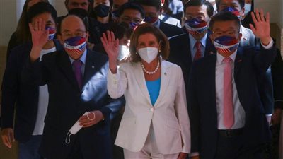 بيلوسي تؤكد أن بلادها 