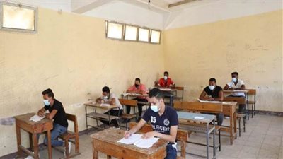 التعليم: 55 ألف طالب وطالبة يؤدون امتحانات الدبلومات الفنية 