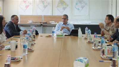 العنانى يجتمع لمتابعة آخر مستجدات العمل بالمتحف المصري الكبير 