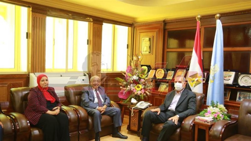 خلال اللقاء